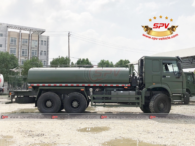 6X6 Water Sprinker Truck Sinotruk - RS